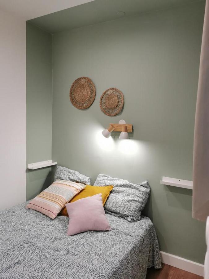 Appartements Acces Prive Plage De La Bergerie Hyères Exteriér fotografie