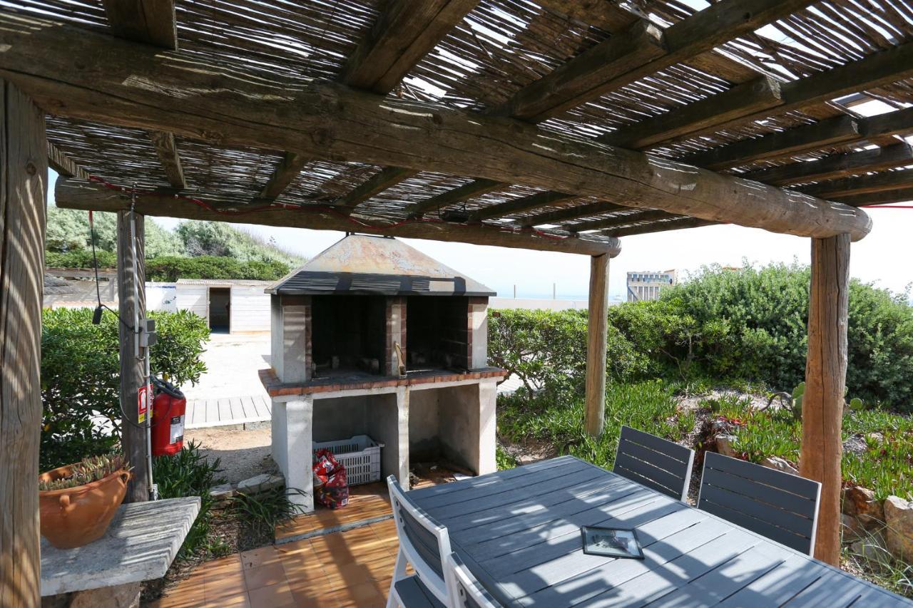 Appartements Acces Prive Plage De La Bergerie Hyères Exteriér fotografie